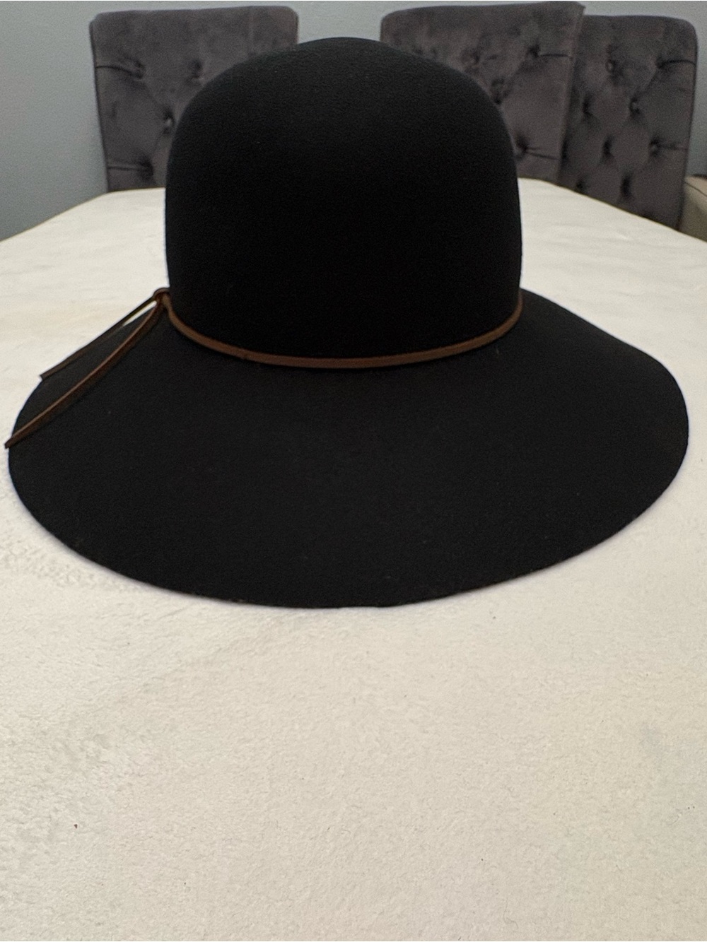 Phenix Black Wide-Brim Wool Felt Hat with Brown Band One Size